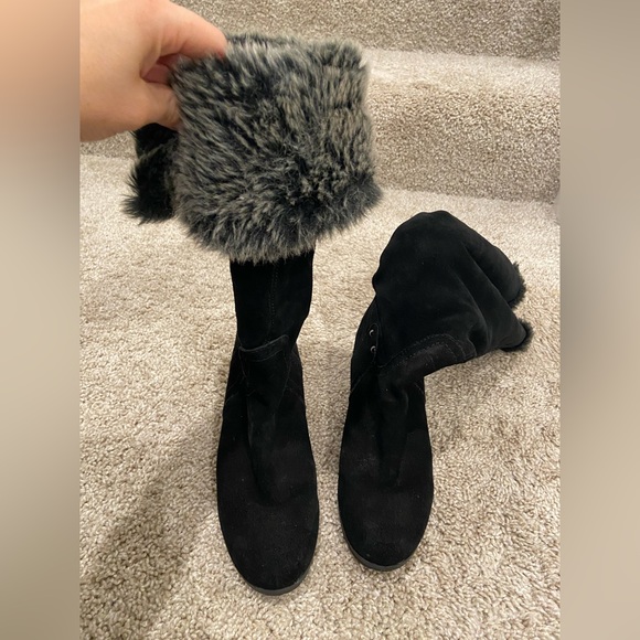 Boots - Picture 2 of 5